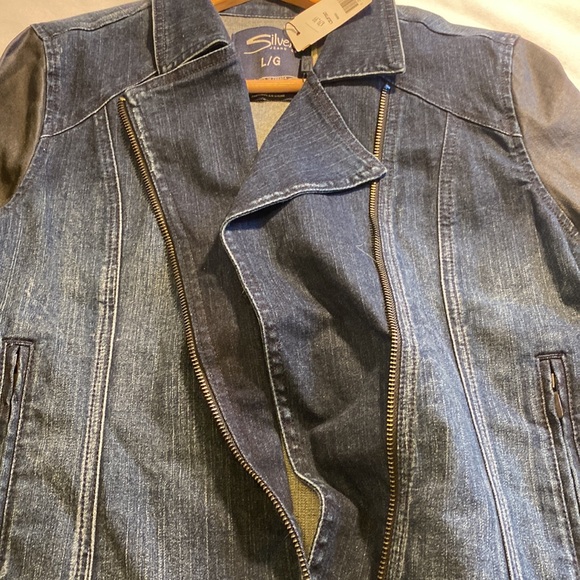 Silver Jean Co woman’s zip up jean jacket size L. NWT - Picture 8 of 12
